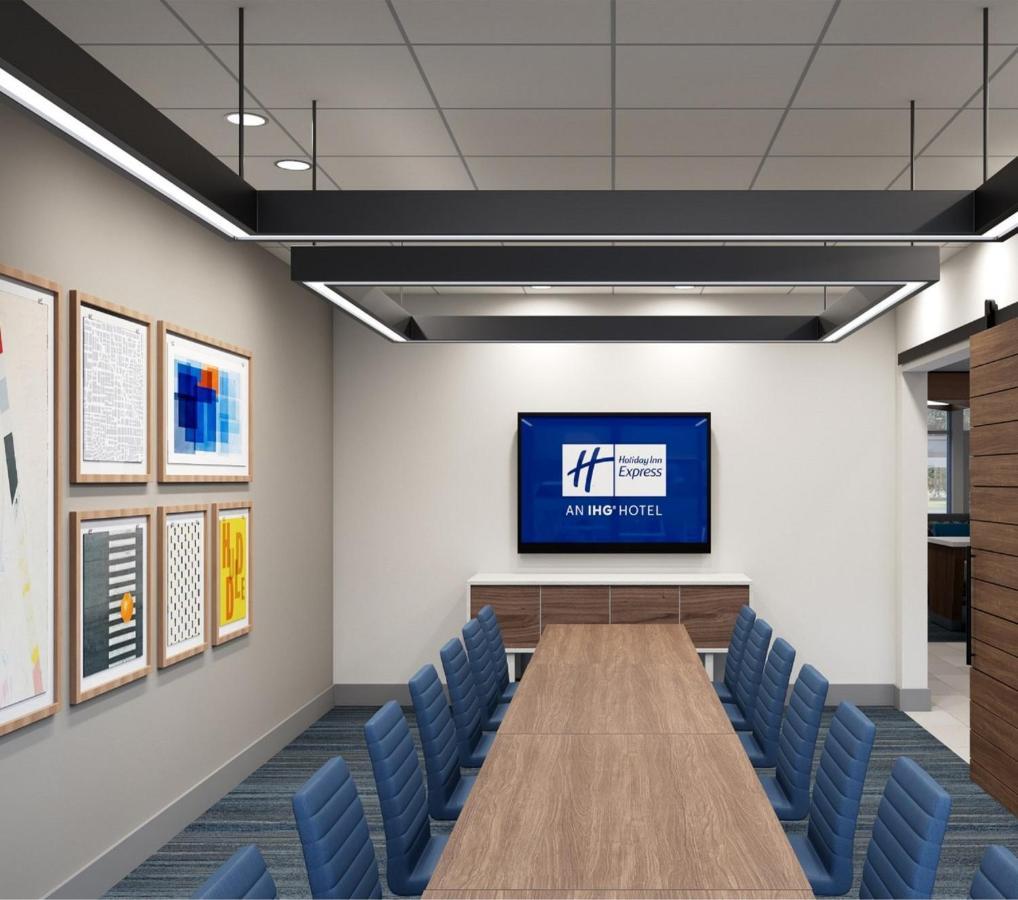 Express & - Yuba - Marysville, An Ihg Hotel
